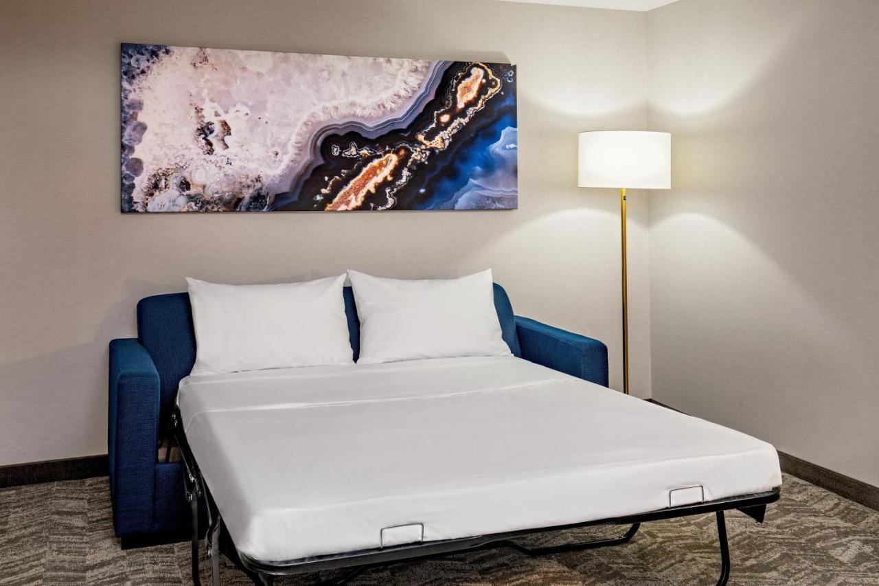 Springhill Suites By Marriott Boston Logan Airport Revere Beach Exterior foto